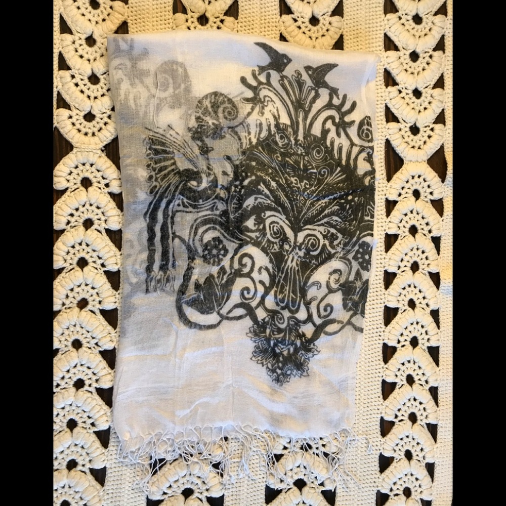 Sparrow & Filigree Pashmina - Picture 3 of 5